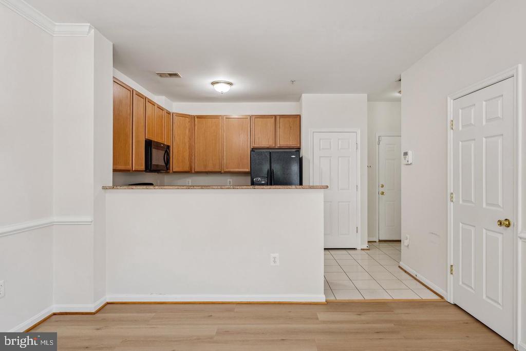 15503 JOHN DISKIN CIRCLE Unit: 32
