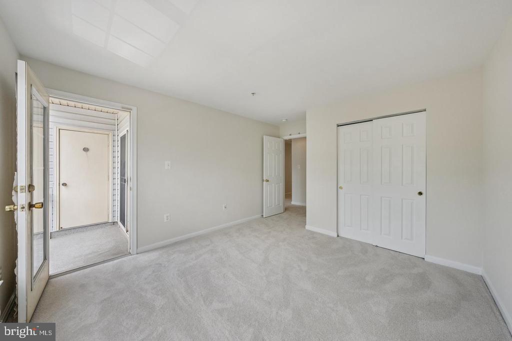 15503 JOHN DISKIN CIRCLE Unit: 32