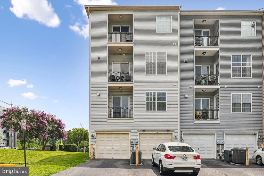 15503 JOHN DISKIN CIRCLE Unit: 32
