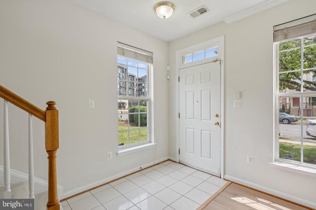 15503 JOHN DISKIN CIRCLE Unit: 32