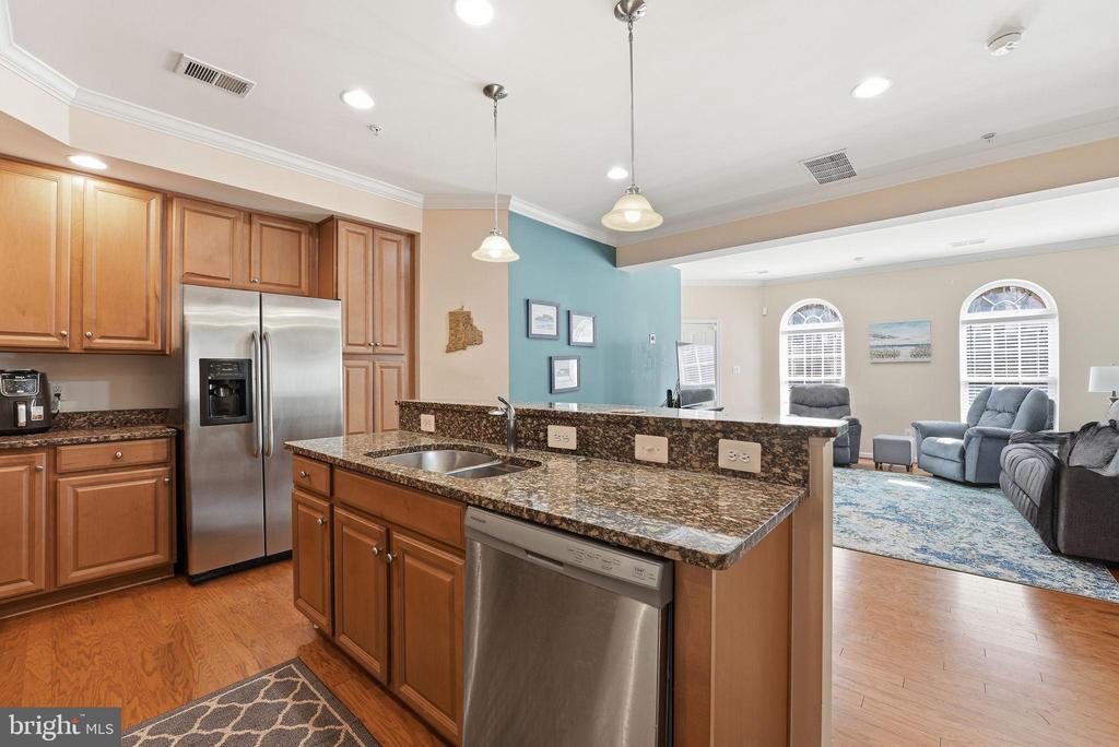2623 EASTBOURNE DRIVE Unit: 285