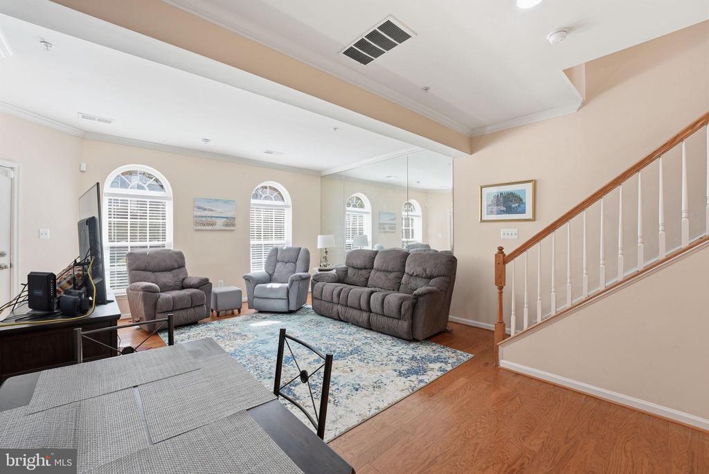 2623 EASTBOURNE DRIVE Unit: 285