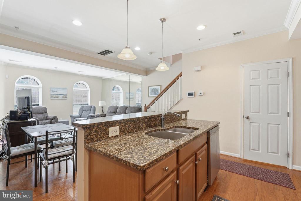 2623 EASTBOURNE DRIVE Unit: 285