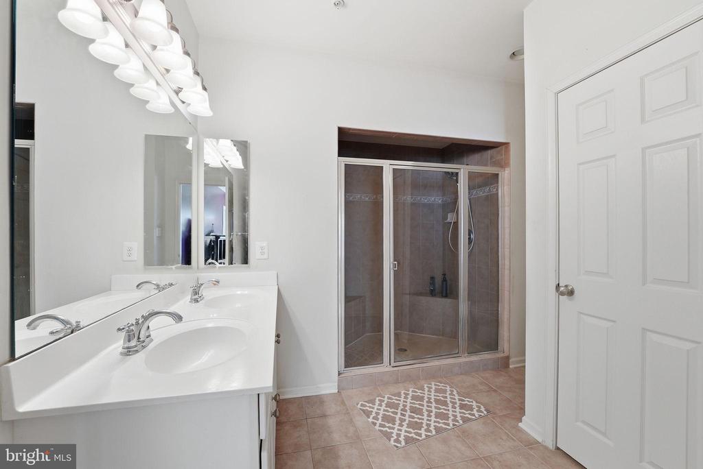 2623 EASTBOURNE DRIVE Unit: 285