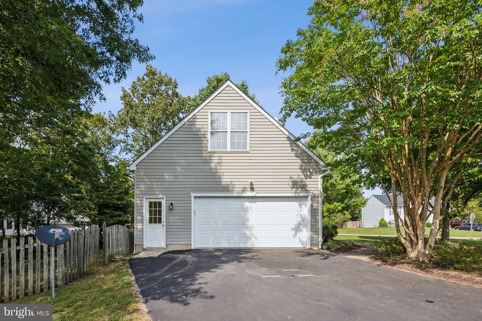 3901 N ANDOVER LANE