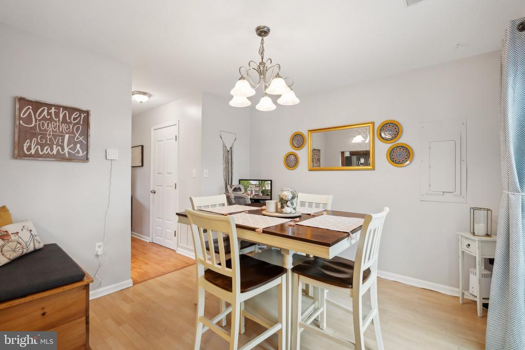 11185 SUSSEX COURT