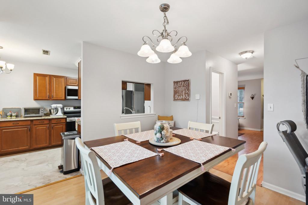 11185 SUSSEX COURT