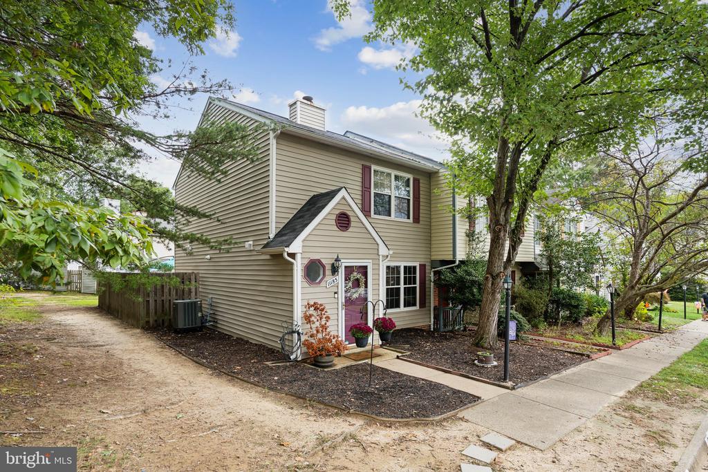 11185 SUSSEX COURT