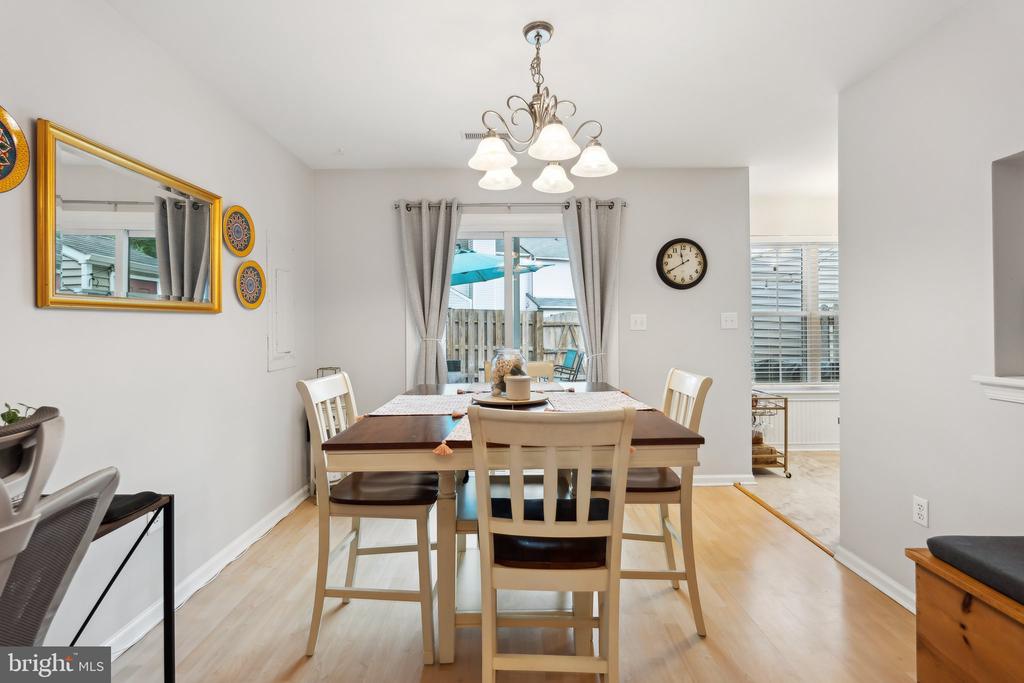 11185 SUSSEX COURT