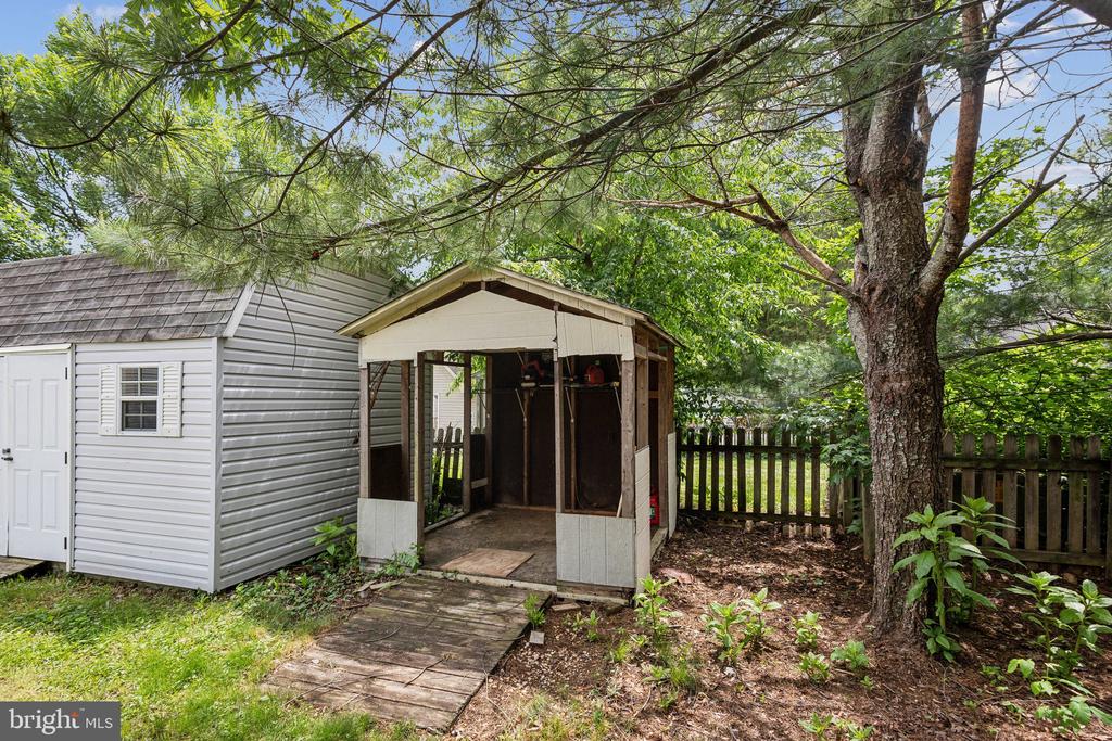5003 NORRIS DRIVE