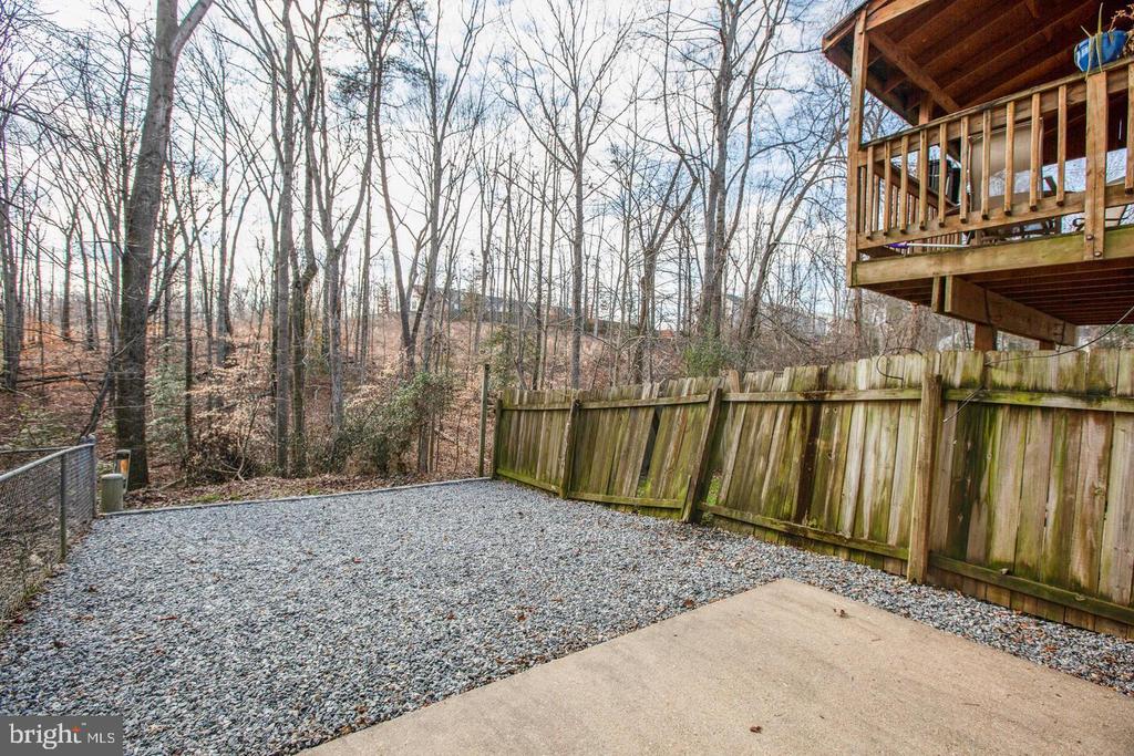 410 OLDE GREENWICH CIRCLE