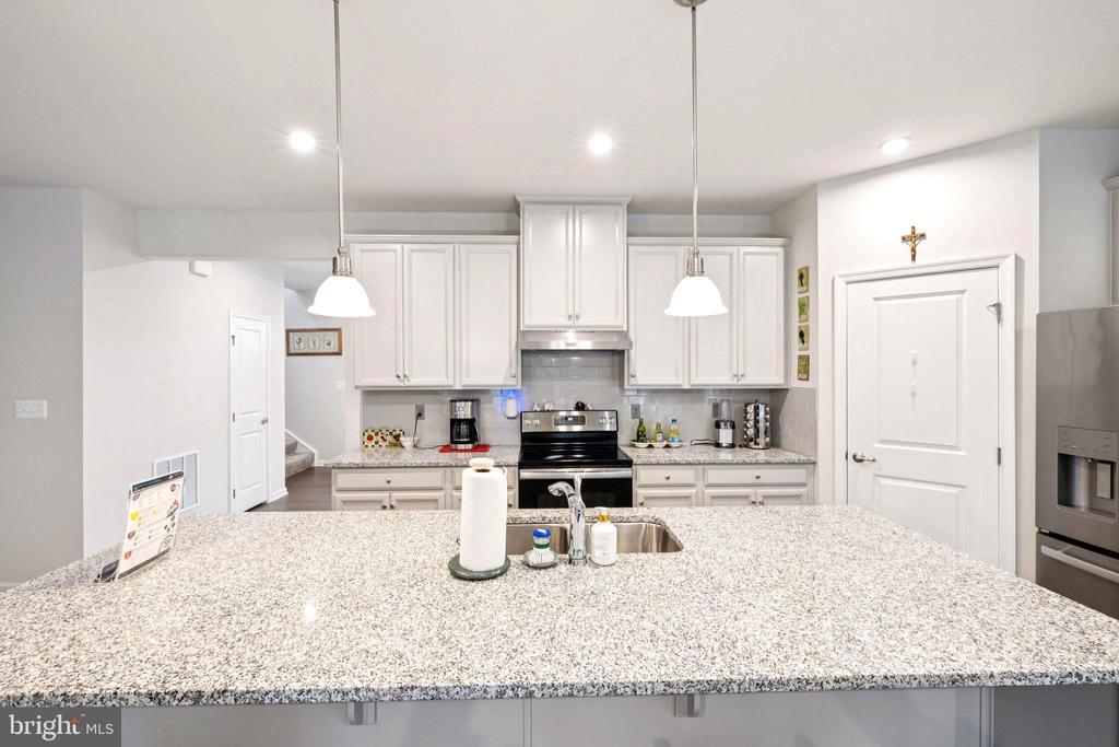 5103 MULBERRY DRIVE