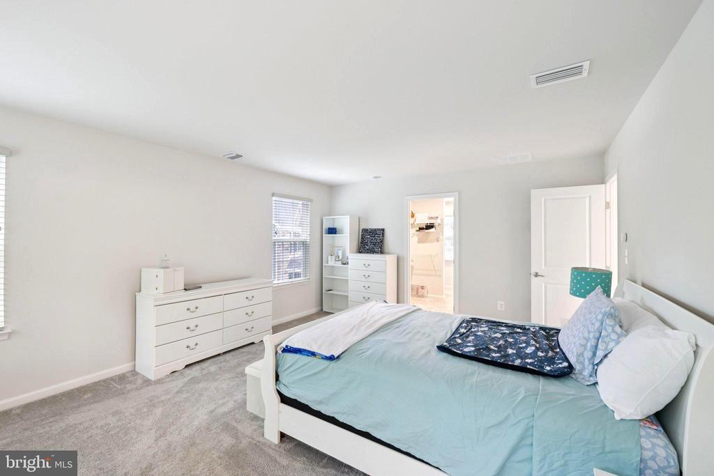 5103 MULBERRY DRIVE