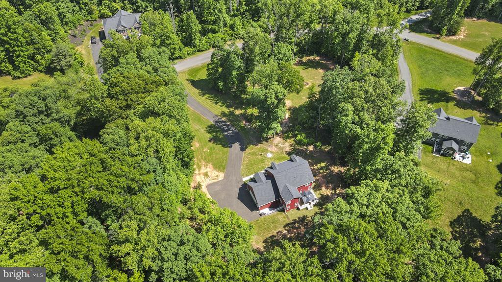 18 HARTWOOD VALLEY COURT