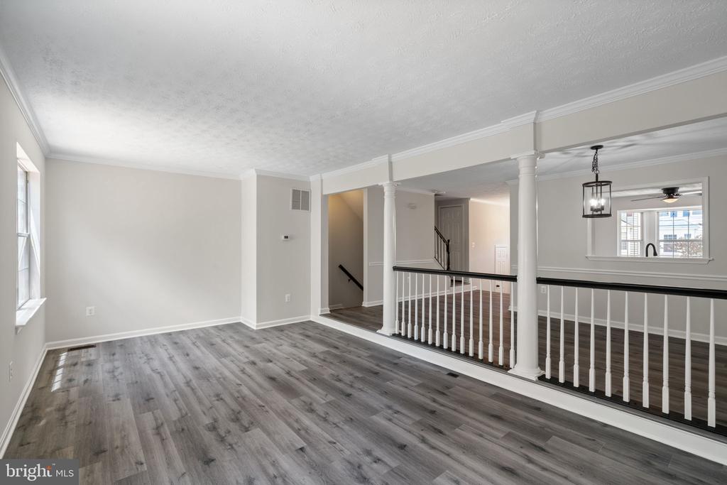 406 WEST PARK DRIVE