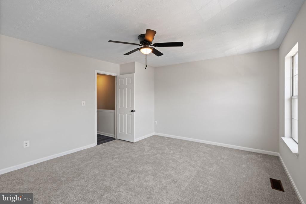 406 WEST PARK DRIVE