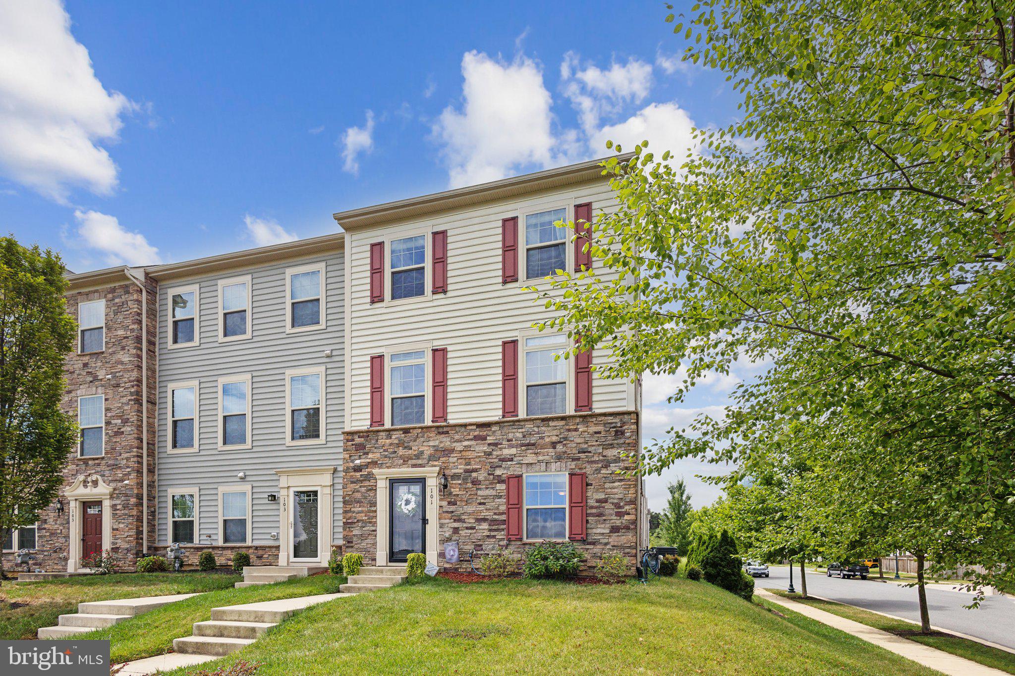 101 SWEETGUM COURT