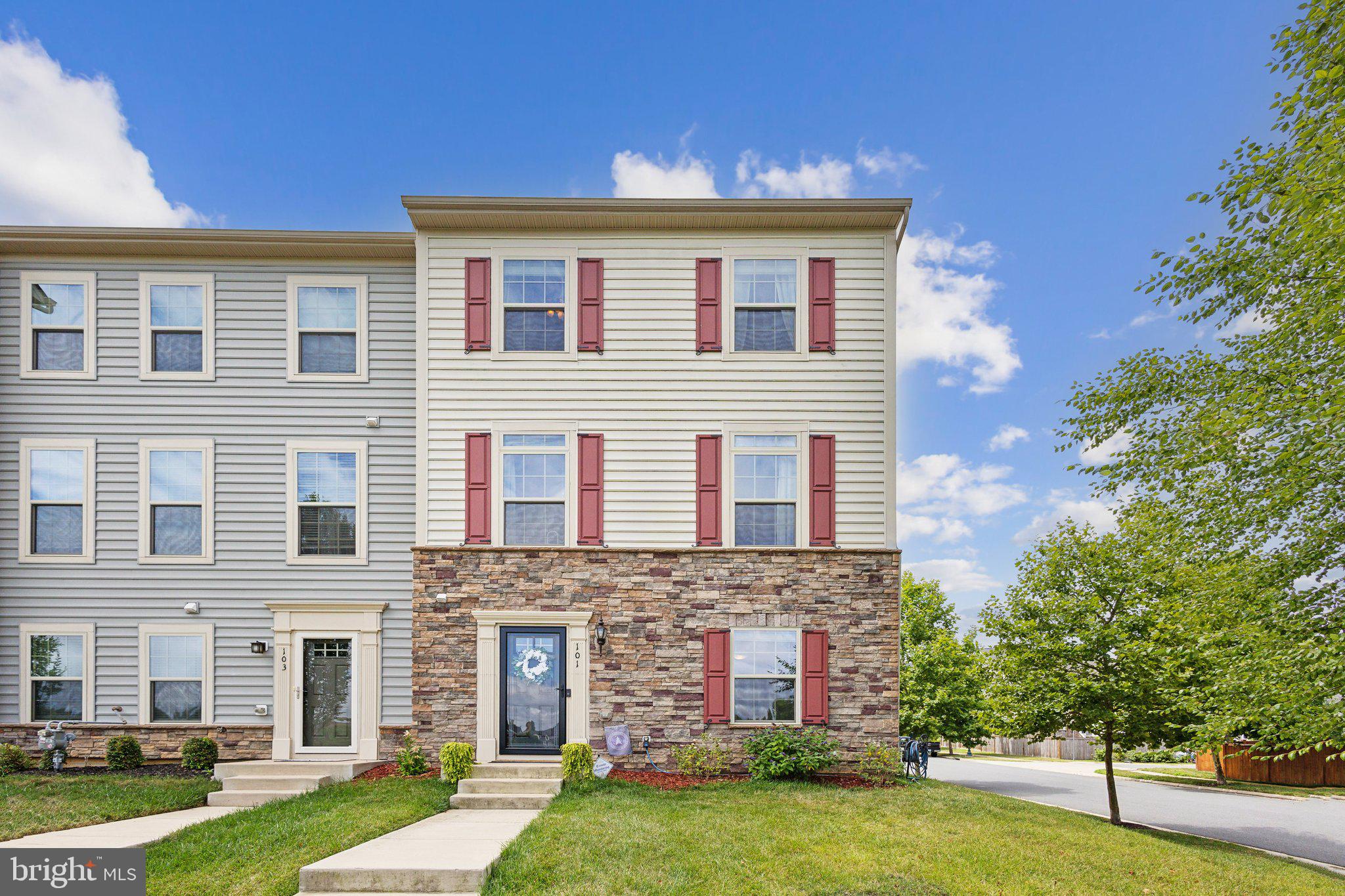 101 SWEETGUM COURT