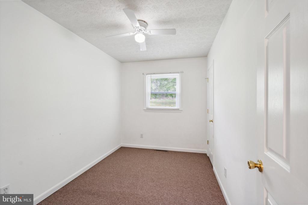 1083 MOUNTAIN VIEW ROAD