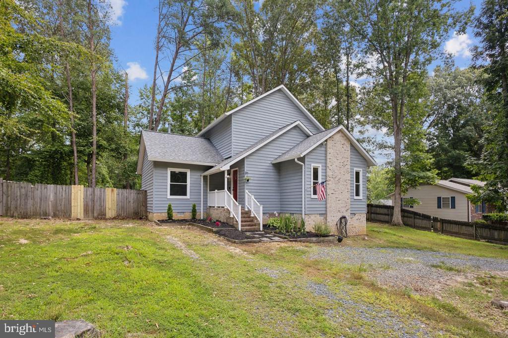 6 HAMLIN DRIVE