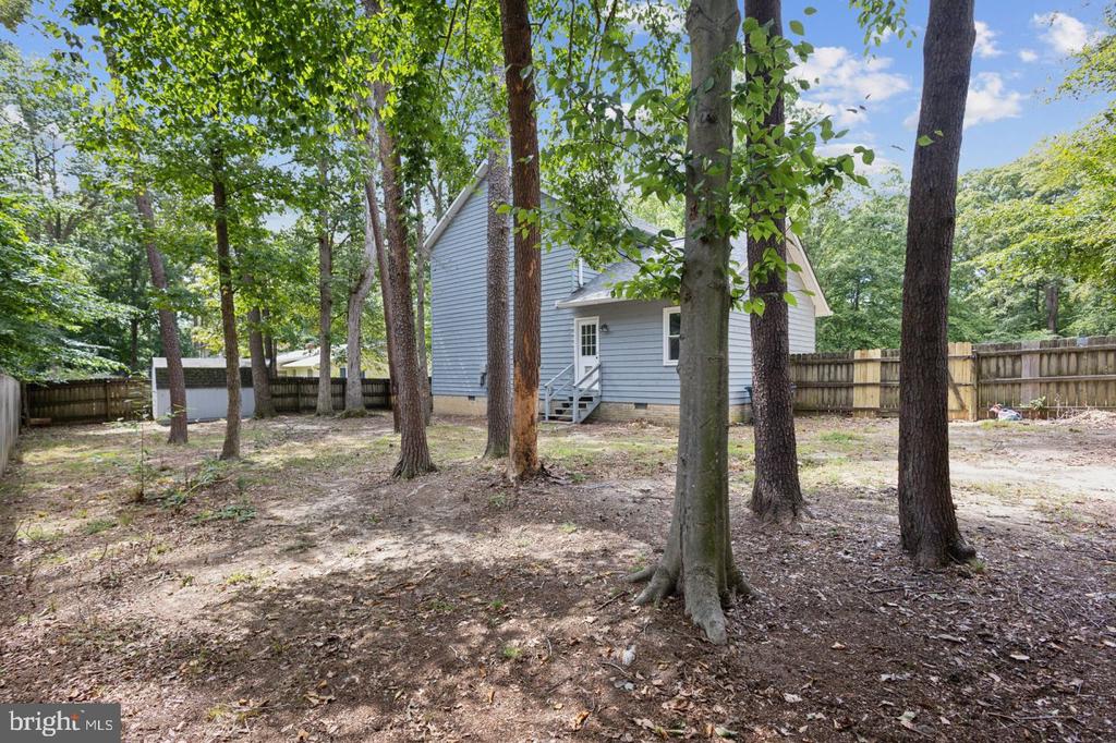 6 HAMLIN DRIVE