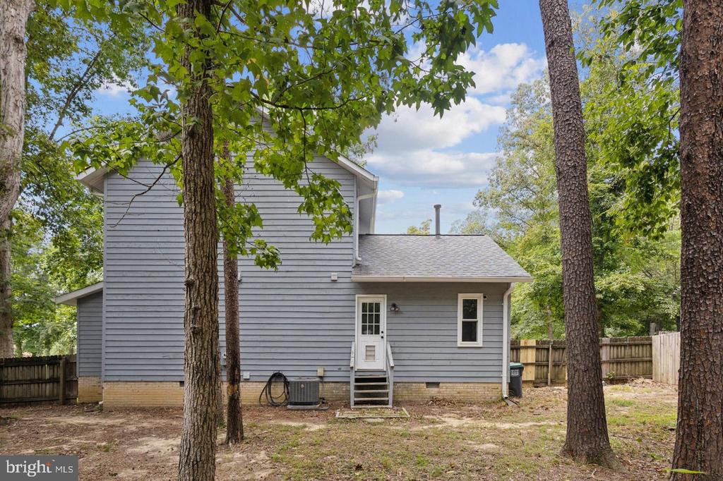 6 HAMLIN DRIVE