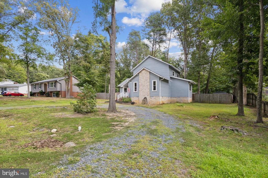 6 HAMLIN DRIVE