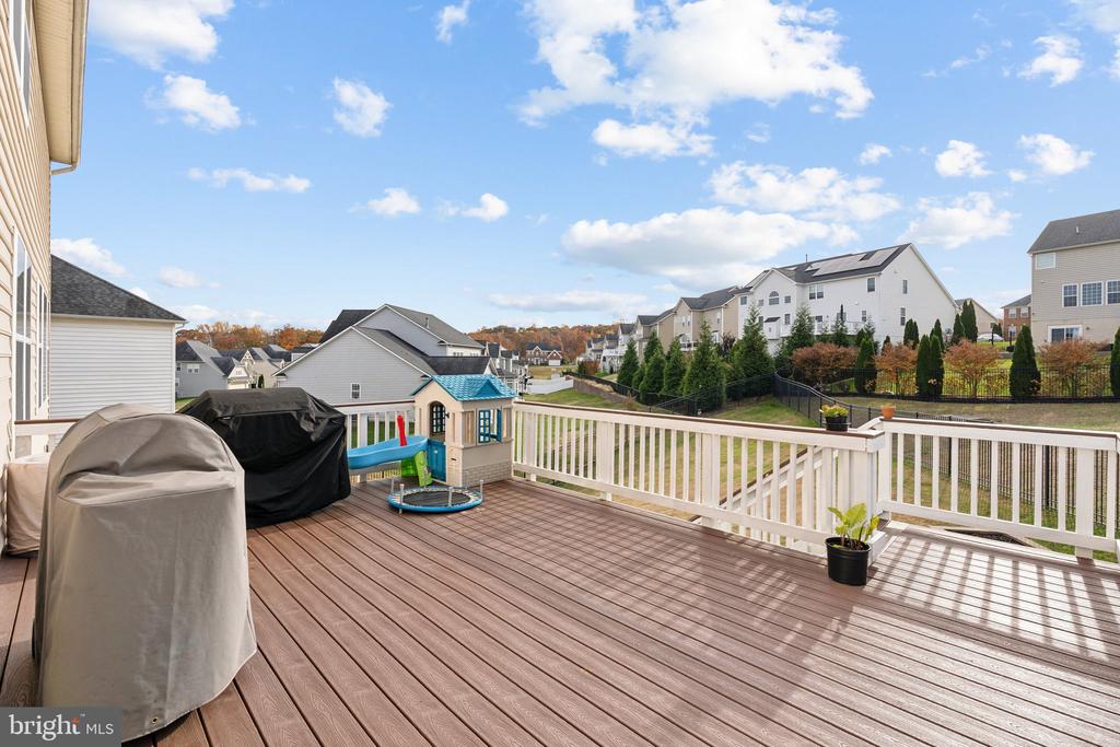 115 COACHMAN CIRCLE