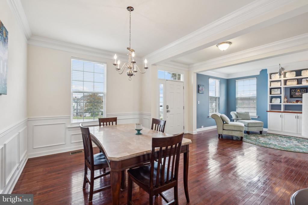 115 COACHMAN CIRCLE