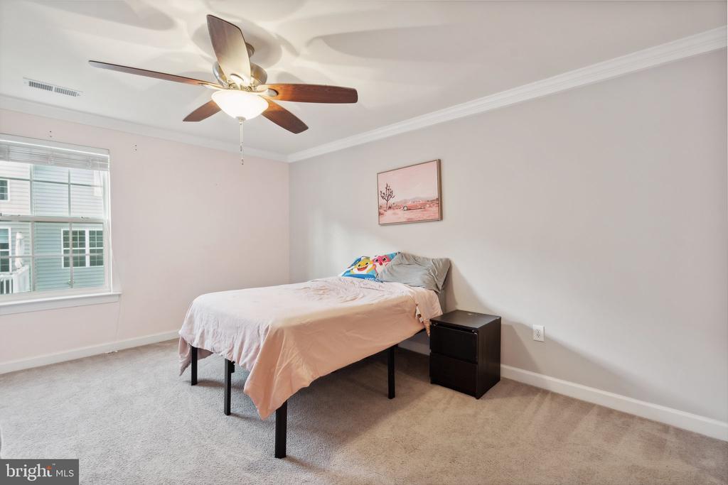 115 COACHMAN CIRCLE