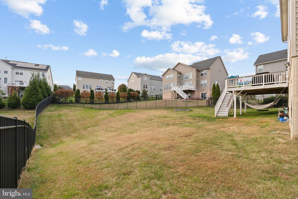 115 COACHMAN CIRCLE