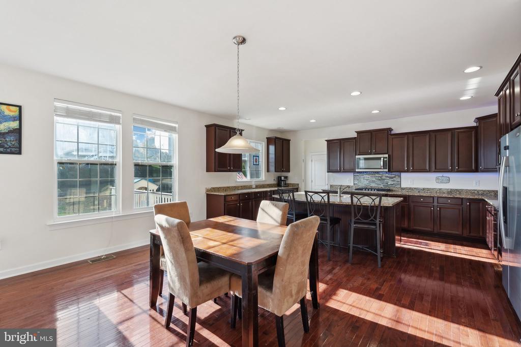 115 COACHMAN CIRCLE