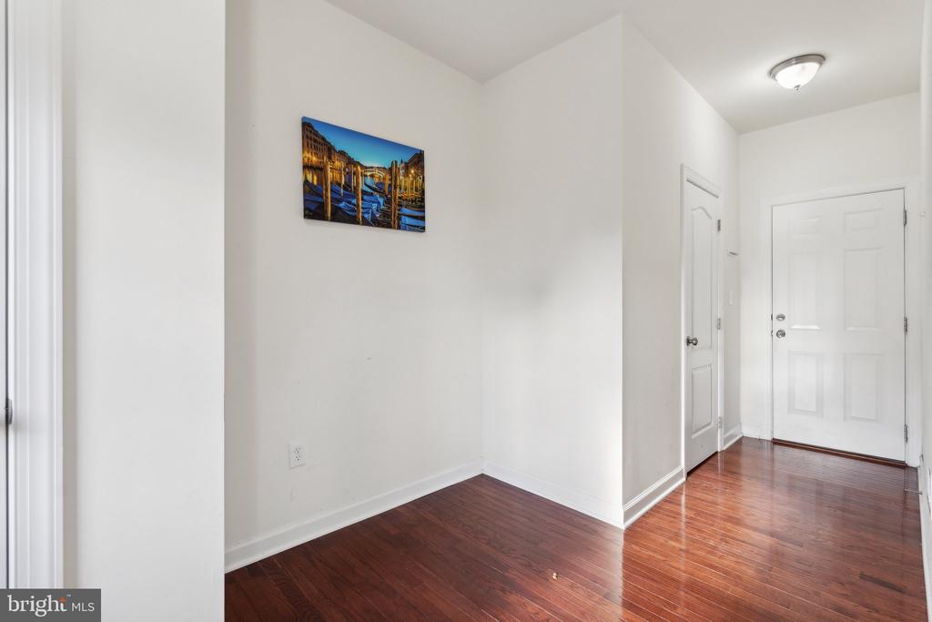 115 COACHMAN CIRCLE