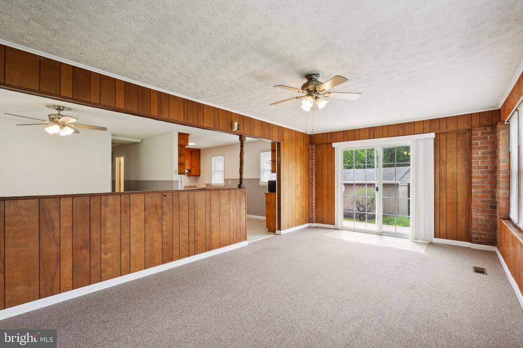 1083 MOUNTAIN VIEW ROAD