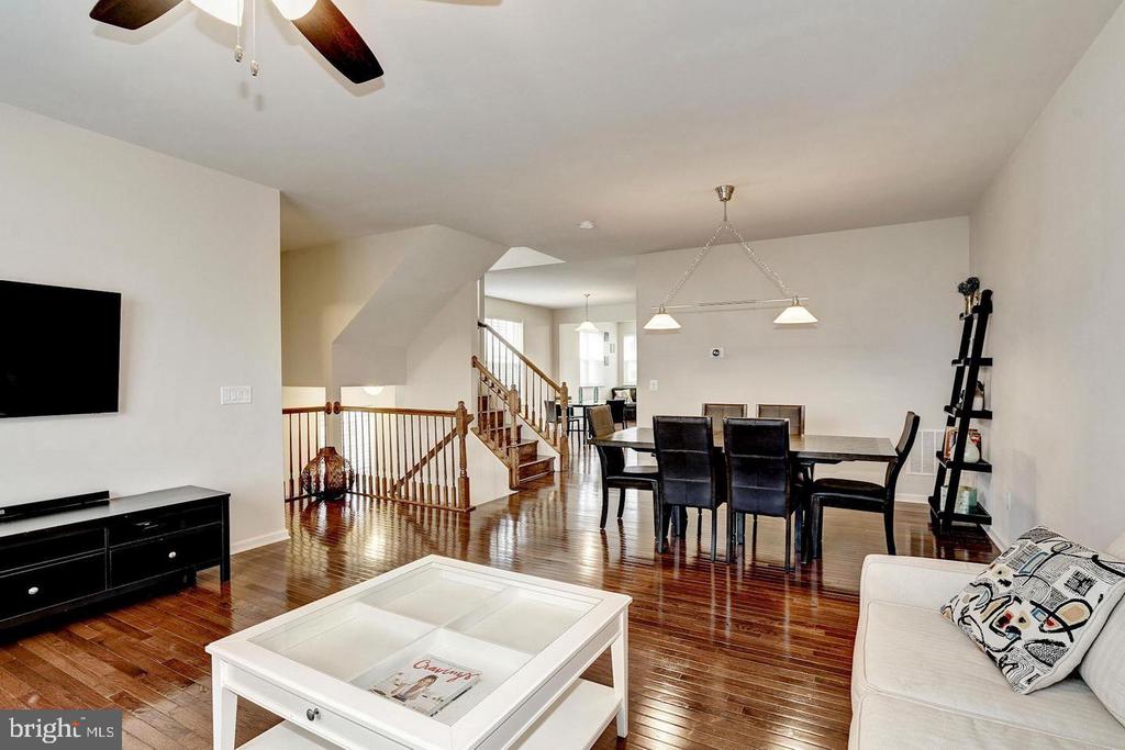 1 COULTER LANE