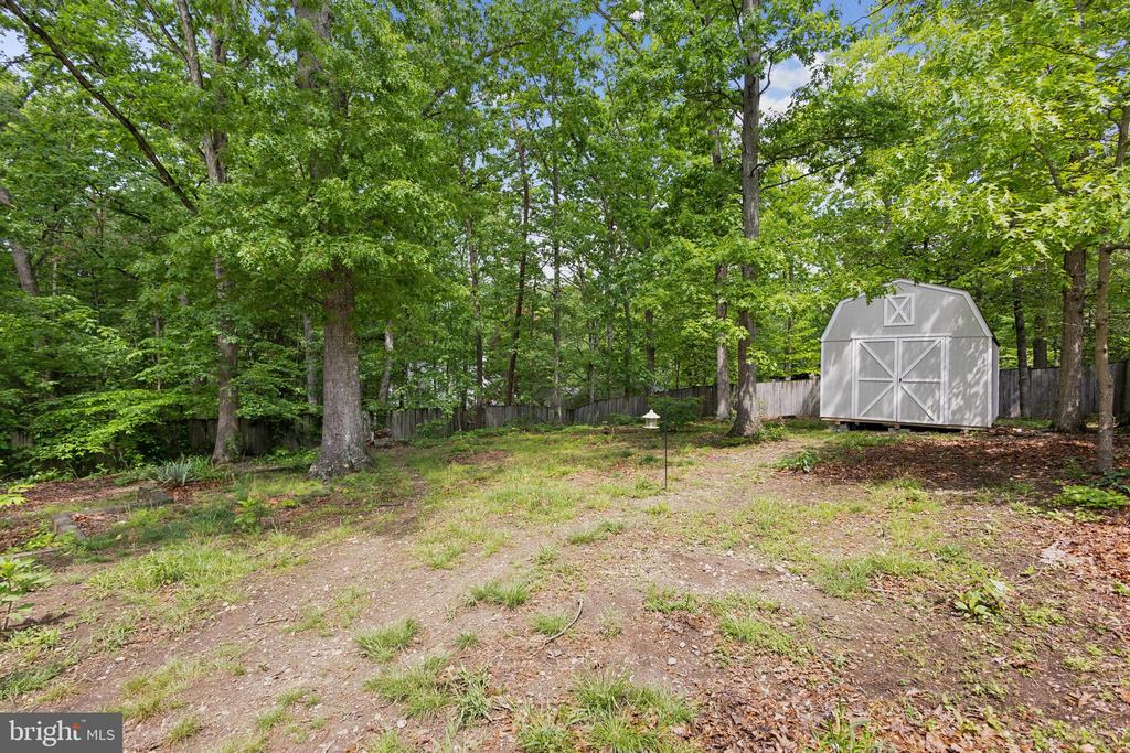 1218 WASHINGTON DRIVE