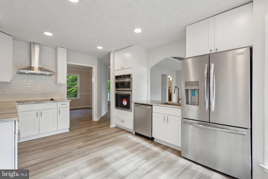 300 QUEEN ANNE DRIVE
