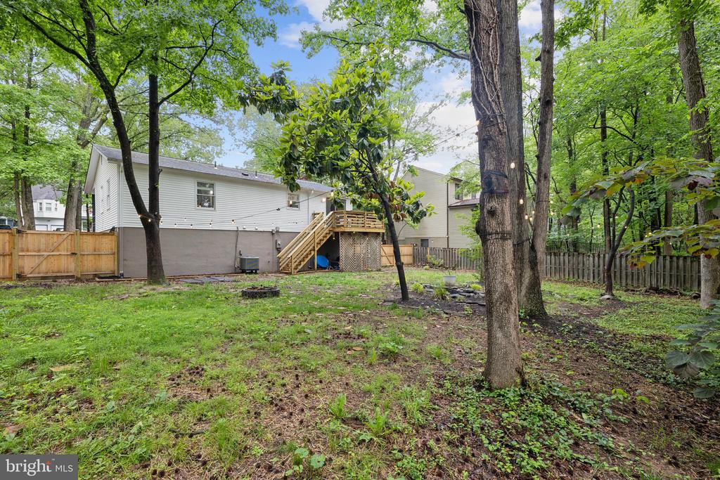 131 OAKWOOD DRIVE