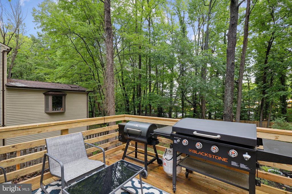 131 OAKWOOD DRIVE