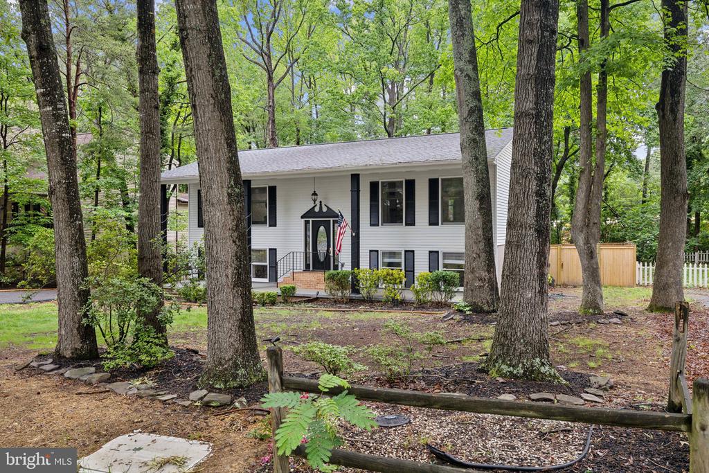 131 OAKWOOD DRIVE