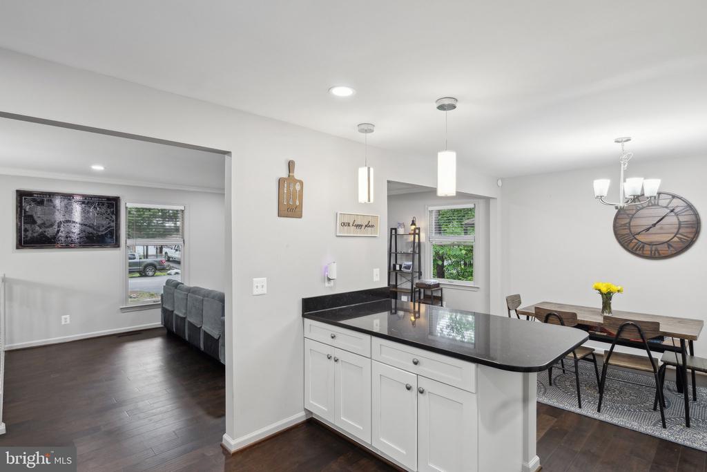 131 OAKWOOD DRIVE