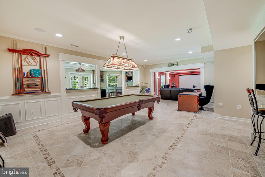 47 RIDINGS LANE
