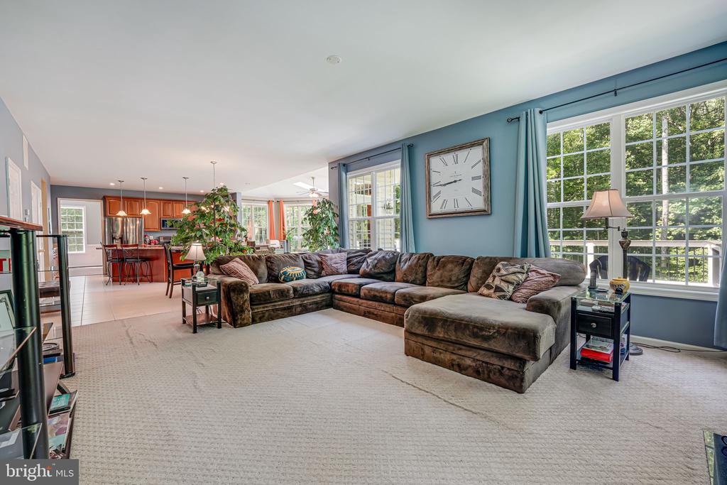 47 RIDINGS LANE