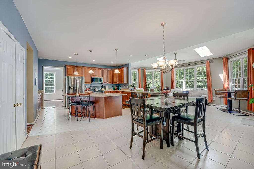 47 RIDINGS LANE