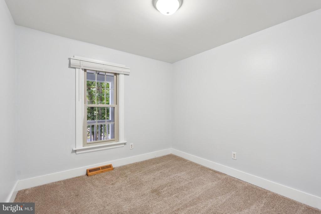 2010 MIDSHIPMAN DRIVE
