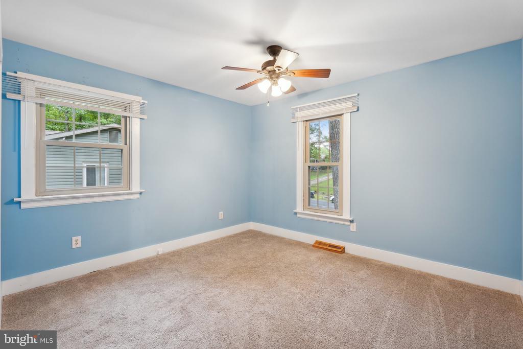 2010 MIDSHIPMAN DRIVE