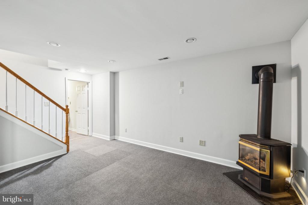 14 SAINT PETERS COURT