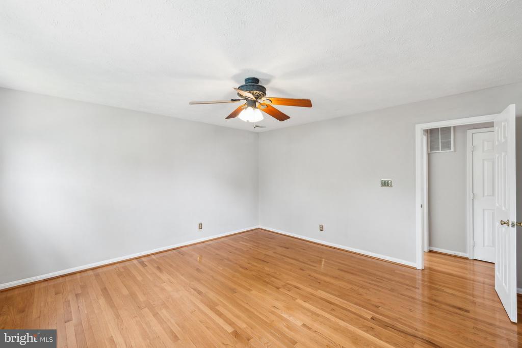 14 SAINT PETERS COURT