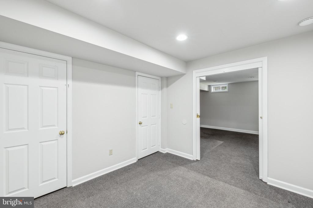 14 SAINT PETERS COURT