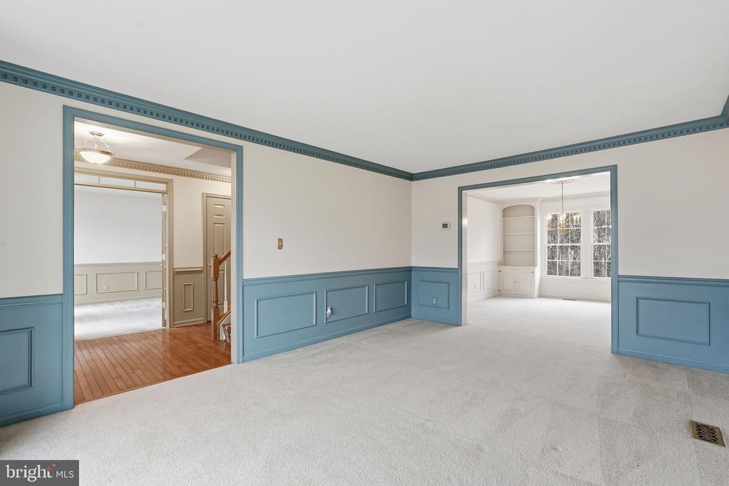 13 NEW BRUNSWICK COURT